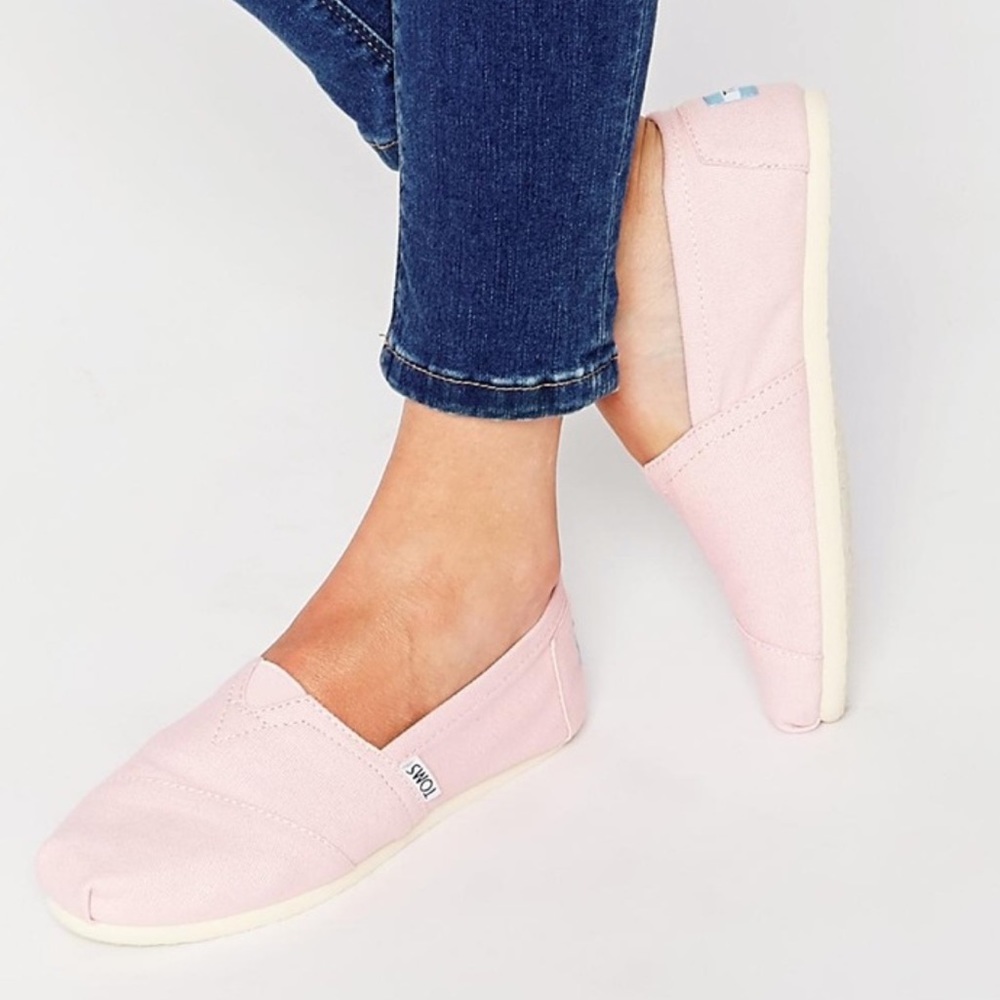Classic TOMS in Pink Icing Color